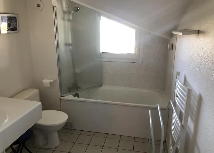 Apartment Avec Terrasse Et Piscine A Guethary, Proche Plages - Fr-1-239-604 Guéthary