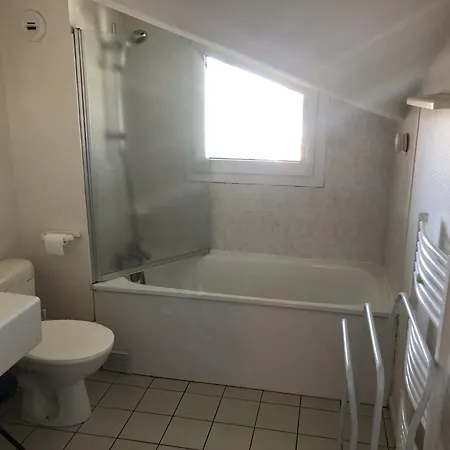 아파트 Avec Terrasse Et Piscine A Guethary, Proche Plages - Fr-1-239-604 게타리
