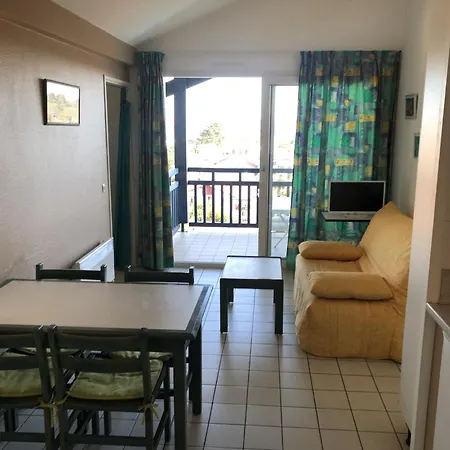 아파트 Avec Terrasse Et Piscine A Guethary, Proche Plages - Fr-1-239-604