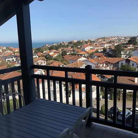 Avec Terrasse Et Piscine A Guethary, Proche Plages - Fr-1-239-604 * 게타리